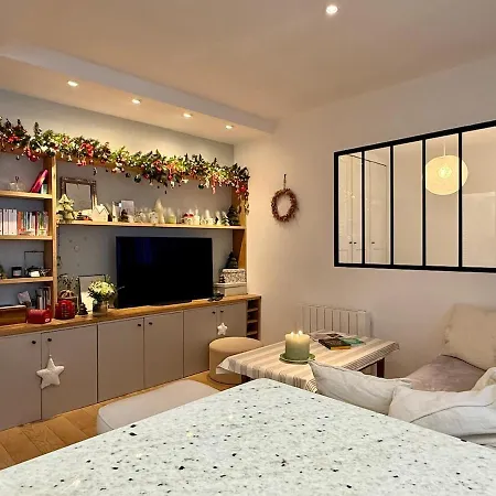 Cocon Pour Amoureux A Montmartre Apartment Paris