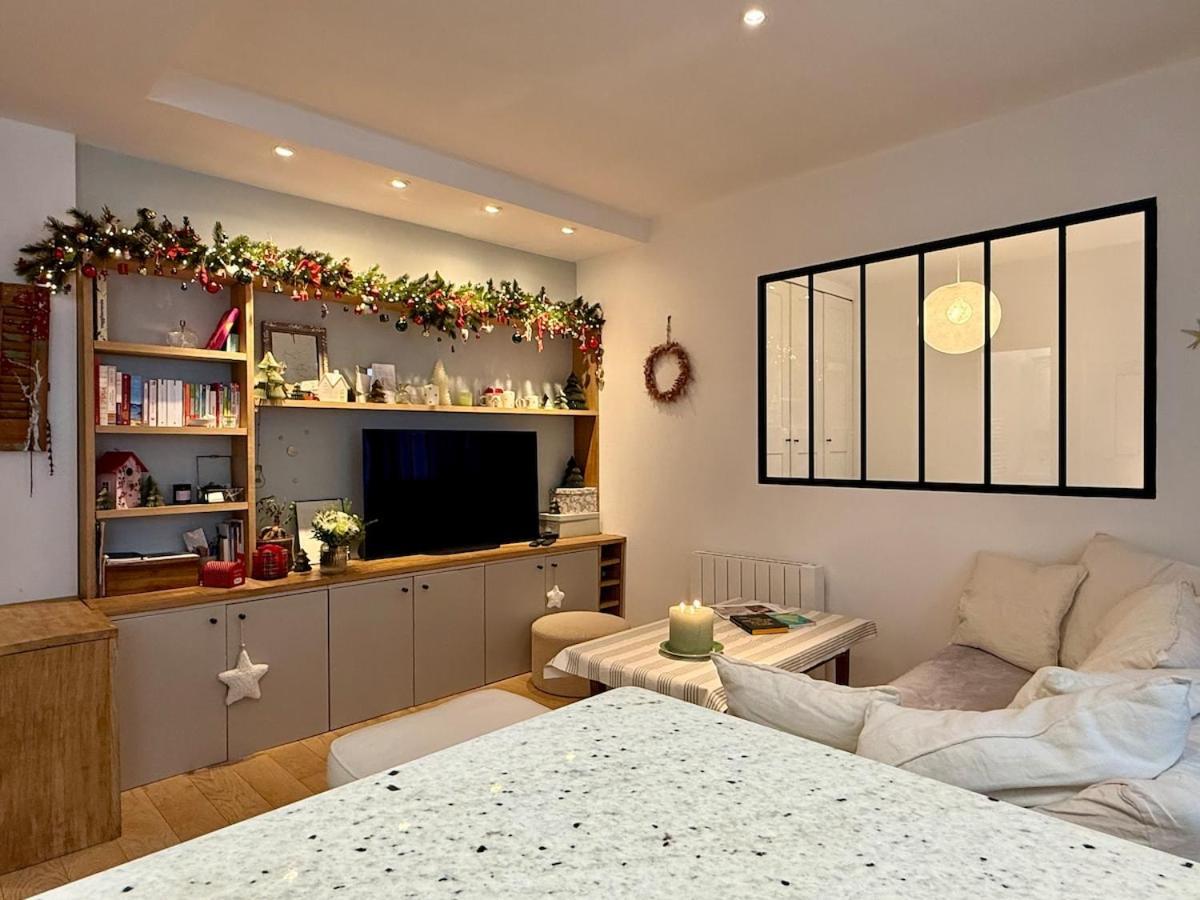 Cocon Pour Amoureux A Montmartre Apartment Paris